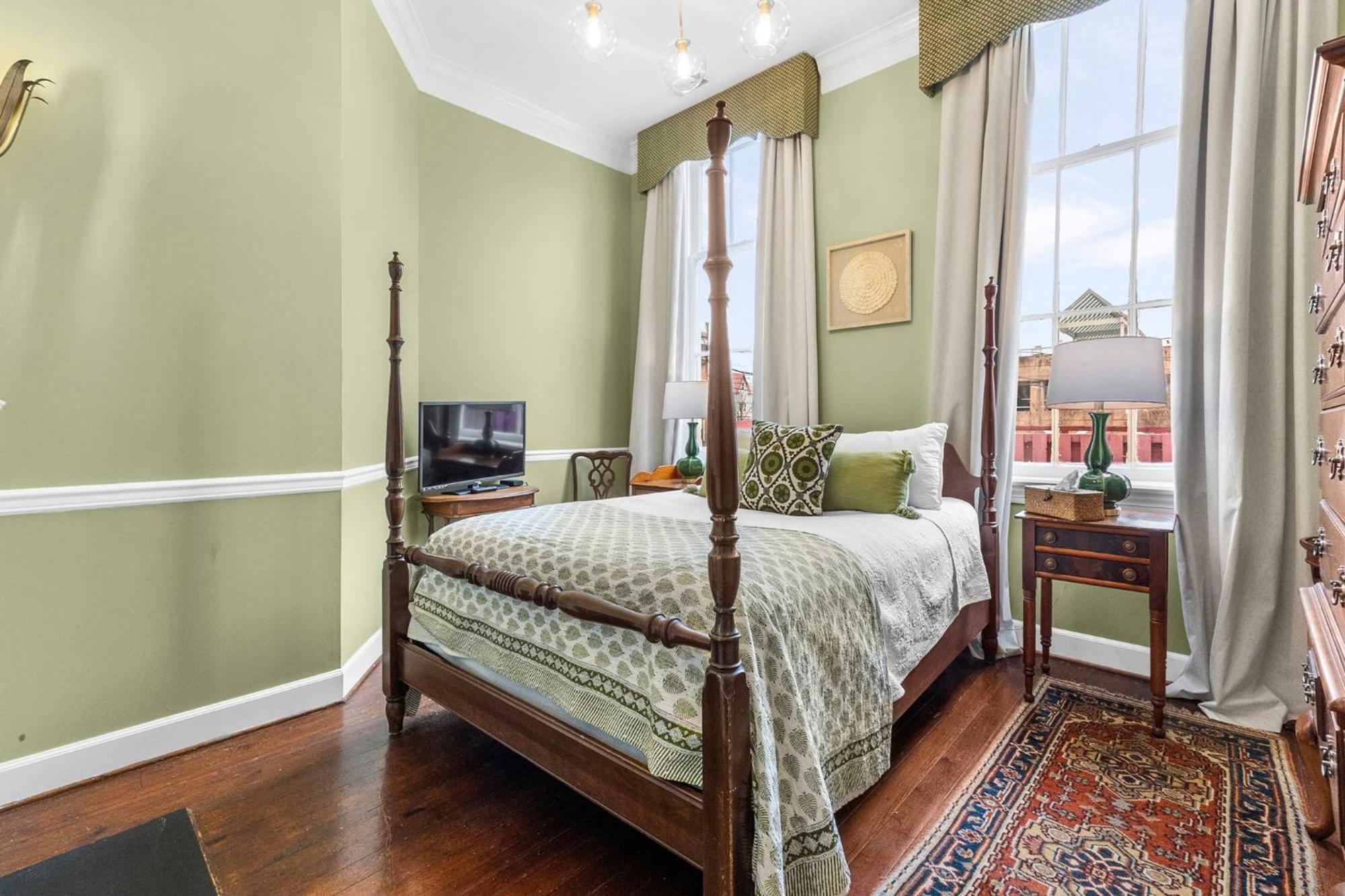 Leesburg Colonial Inn Extérieur photo